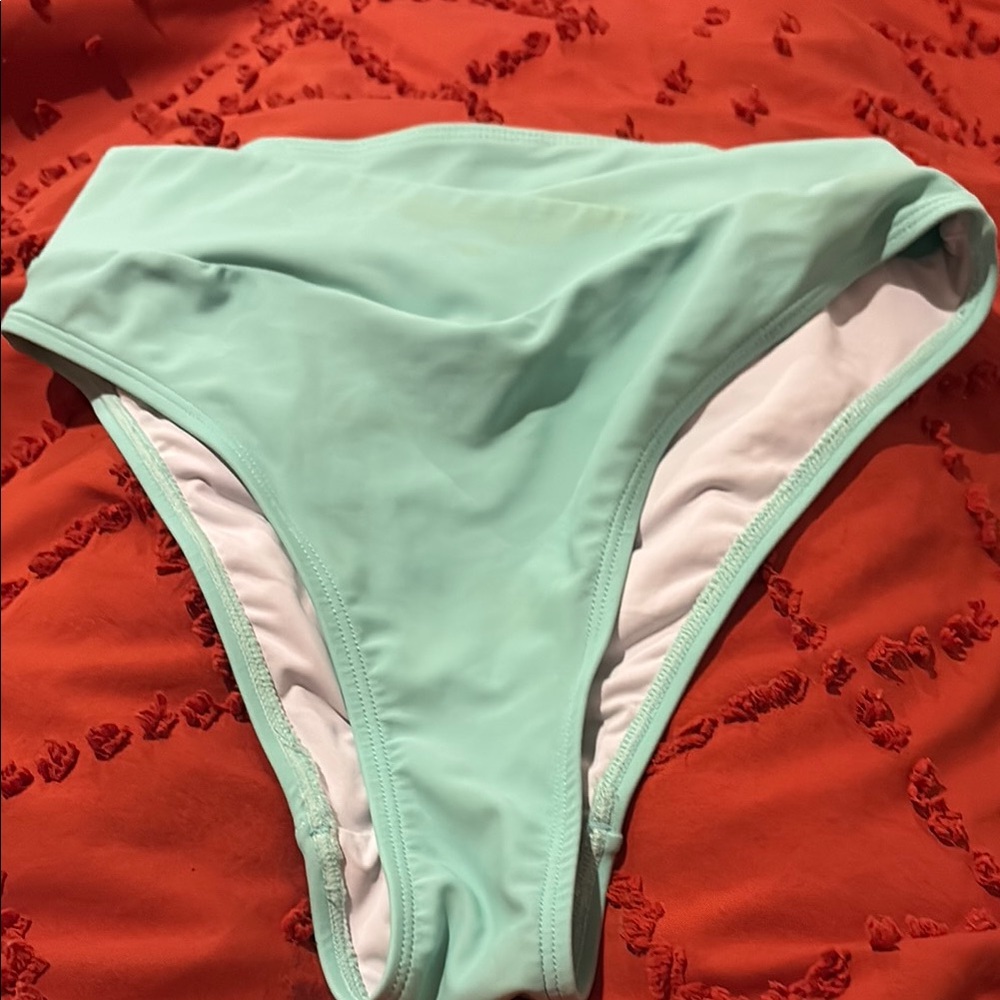 HALARA Green Classic Bikini Swimwear